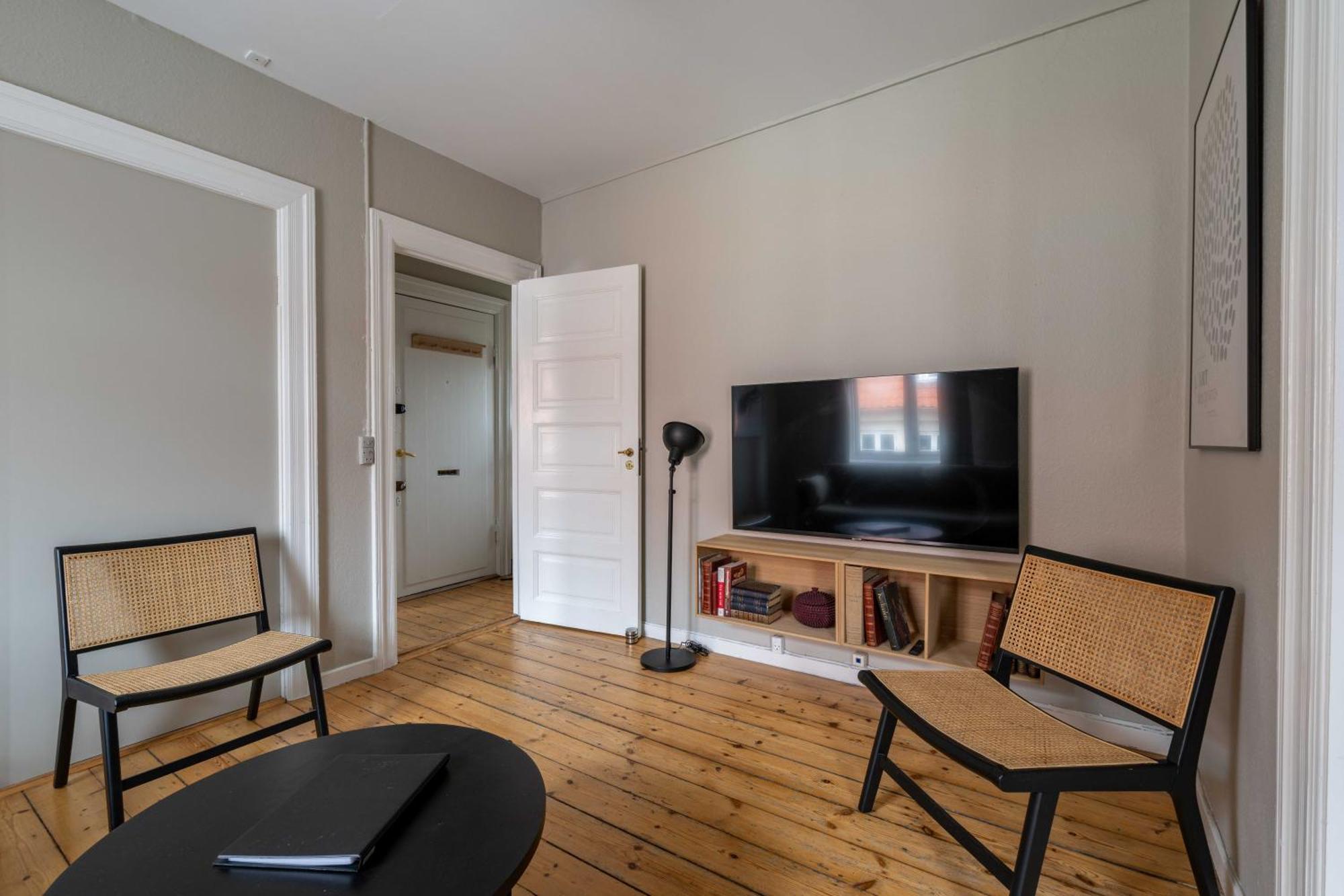 Rustic & Cozy 2Br In Heart Of Cph City By Stroget コペンハーゲン エクステリア 写真